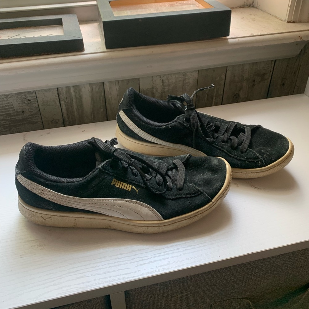 Puma Sneakers - Picture 2 of 5